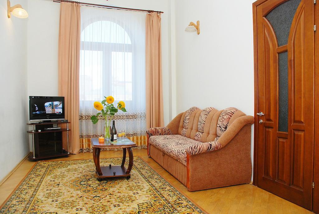 Rentday Apartments - Kiev ภายนอก รูปภาพ